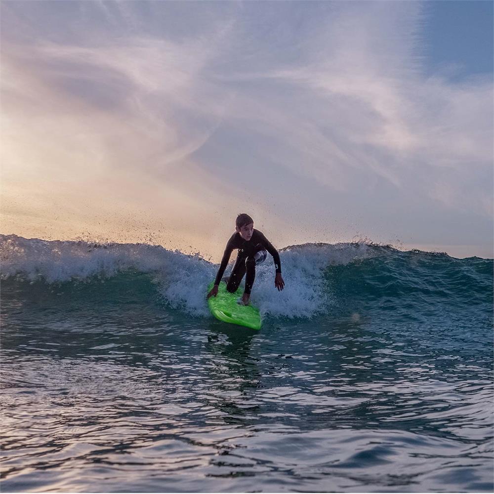 Surfboard Waterfall One 7″ Green